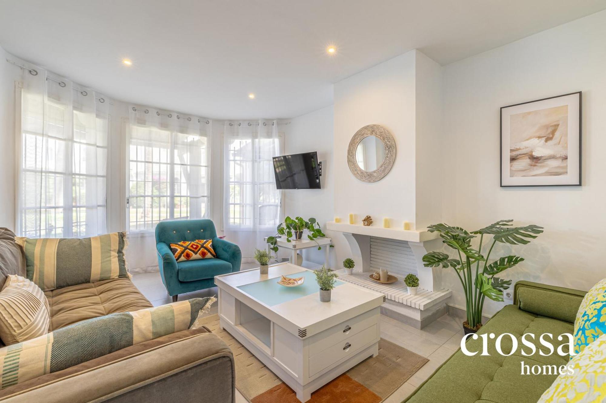 Chic Dream Home, Rooftop Bbq, 9 Pools, Golf Views Hébergement de vacances